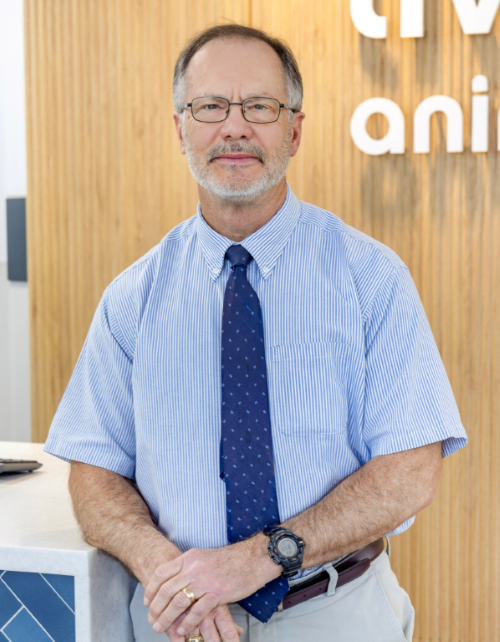 Daniel Nowland, DVM